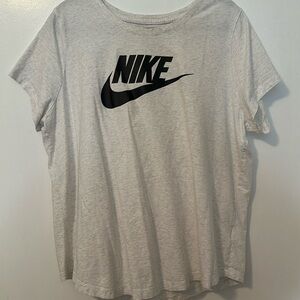 Nike tee 2x white heathered top